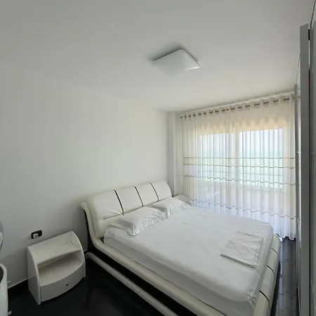 La Perla Rossa Appartamento Durrës